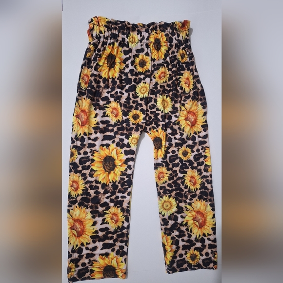 Girls Sunflower 4pc Set-with belt tie and head tie- New with tags - Picture 2 of 2